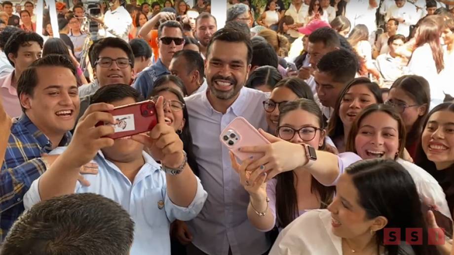 SE REÚNE Máynez con estudiantes de escuelas privadas en Chiapas Susana Solis Informa