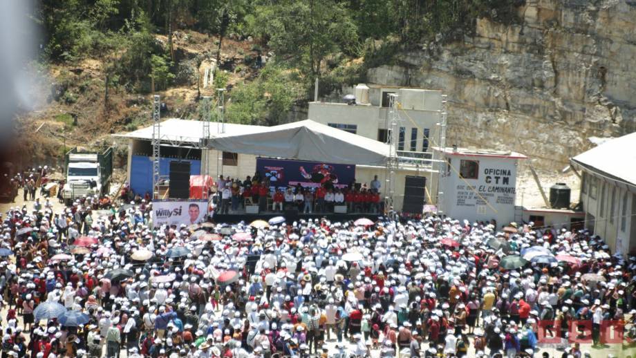 “Paz y desarrollo para Tenejapa con Olga Luz Espinosa y Alejandro López Santiz”. - Susana Solis Informa