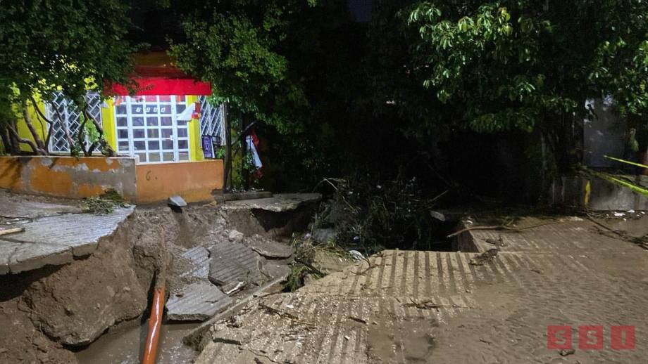 VIVIENDAS afectadas y socavones dejan lluvias recientes en Tuxtla Susana Solis Informa