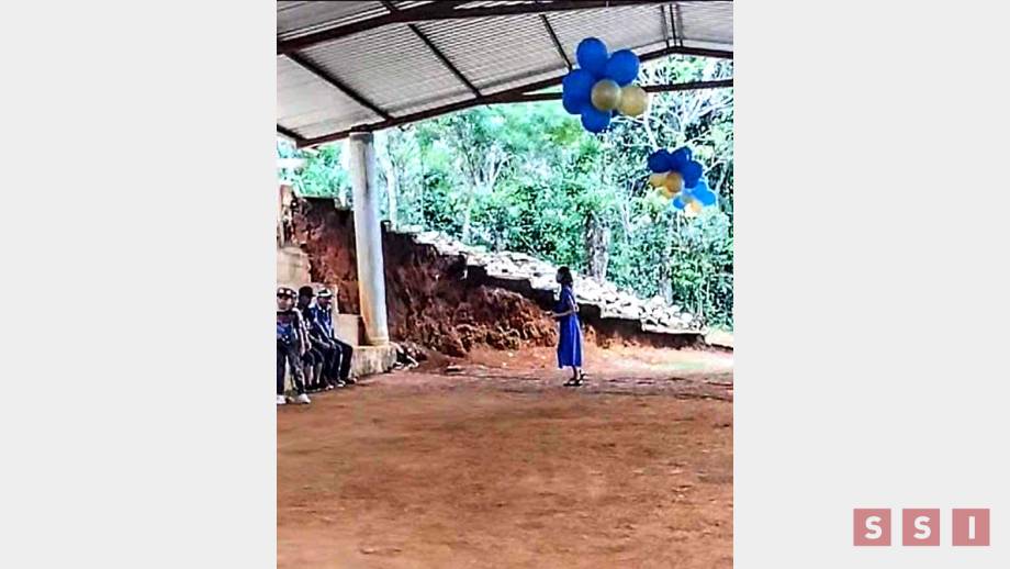 ESCUELA primaria en Chiapas, realiza ceremonia con una sola egresada - Susana Solis Informa