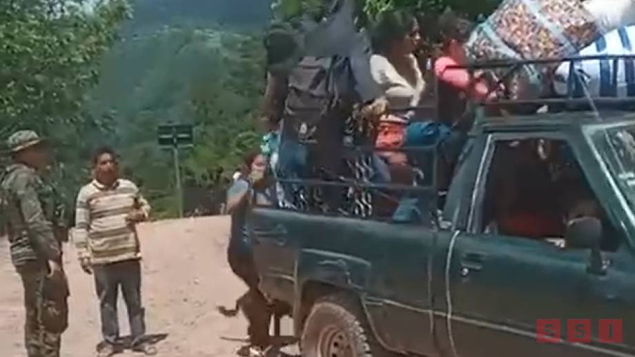 CIENTOS de chiapanecos huyen a Guatemala por la violencia - Susana Solis Informa