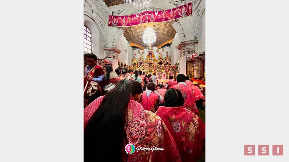 San Lorenzo Mártir en Zinacantán - Susana Solis Informa