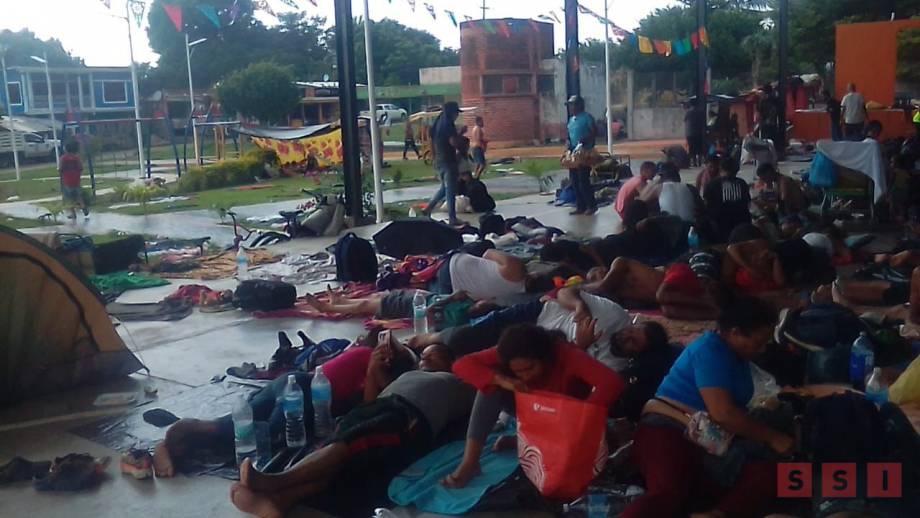 DENUNCIAN migrantes amenazas del INM; intentan disolver caravana - Susana Solis Informa