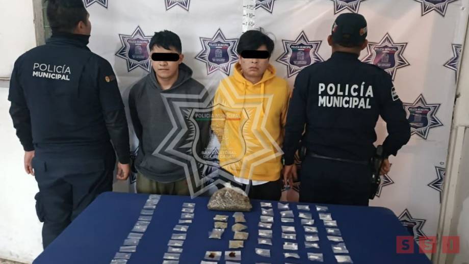 Detienen a dos jóvenes por posesión de narcóticos en San Cristóbal Susana Solis Informa