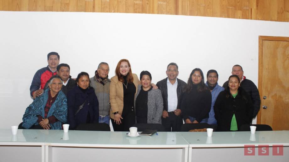 Fabiola Ricci se reúne con vecinos del Callejón del Gato para escuchar sus necesidades - Susana Solis Informa