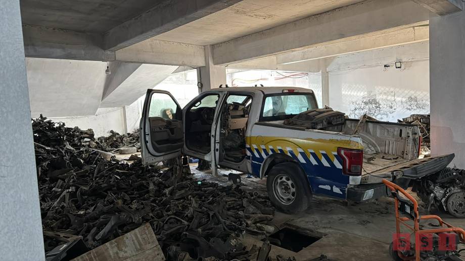 En 14 cateos encuentran 200 toneladas de autopartes; aseguran más de 120 motocicletas y cien vehículos en SCLC - Susana Solis Informa