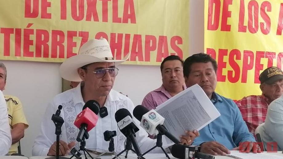 Inconformes pobladores por imposición de agentes municipales en Tuxtla - Susana Solis Informa