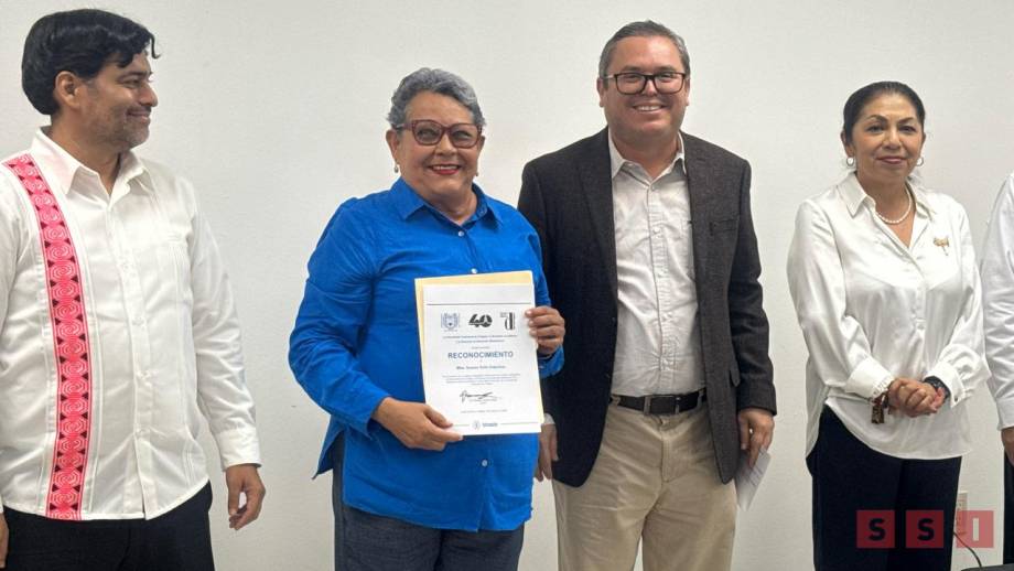 DONA la periodista Susana Solís a la UNACH, 20 años de la historia de Chiapas en video - Susana Solis Informa