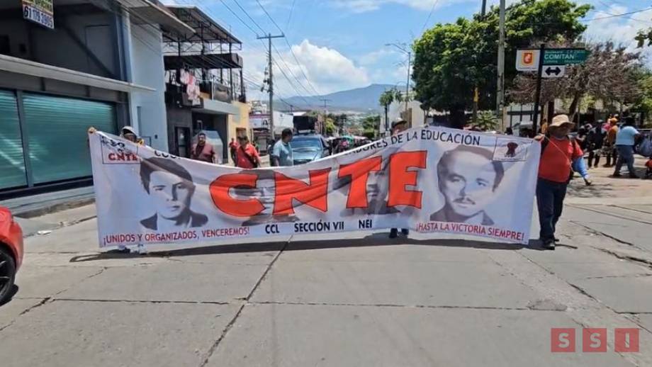 Maestros de la CNTE en Chiapas toman oficinas del INE - Susana Solis Informa