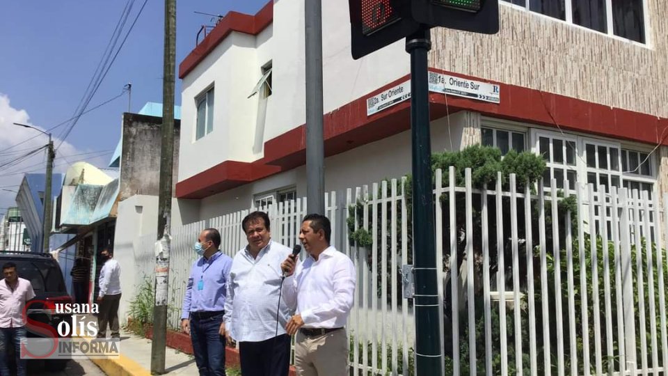 Se colocaron 27 semáforos distribuidos en 11 cruceros en Villaflores