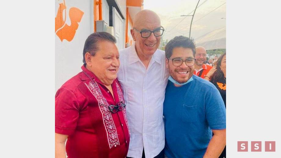 Culebro Borrayas al borde del precipicio de la Torre Chiapas - Susana Solis Informa